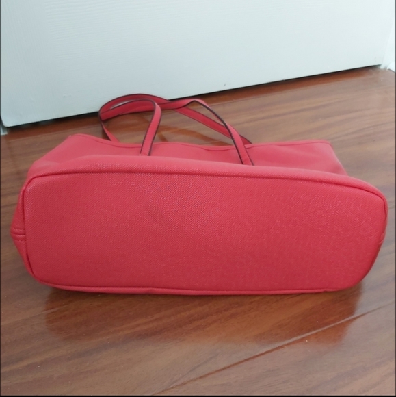 ๐ Call it spring red tote - Picture 3 of 6